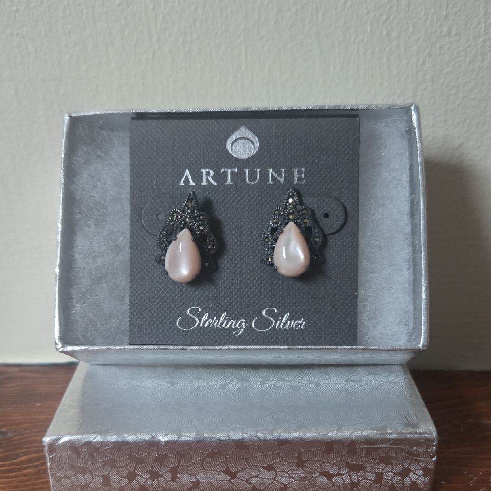 New Silver Marcasite & Pink Shell Earrings